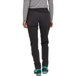 Patagonia Altvia Alpine Pant - Women's 12 Patagonia Altvia Alpine Pant - Women's -Outdoor Sports Store BLA D2 15