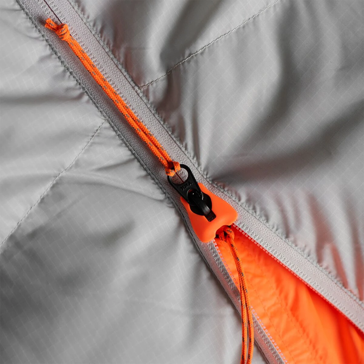 Mammut Protect Down Sleeping Bag: 0F Down 4 Mammut Protect Down Sleeping Bag: 0F Down - Image 4