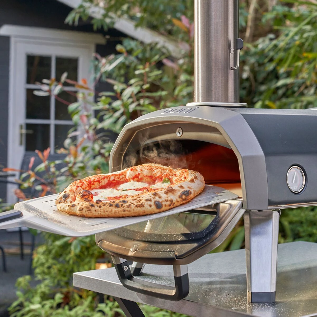 Ooni Karu 12G Multi-Fuel Pizza Oven 11 Ooni Karu 12G Multi-Fuel Pizza Oven - Image 11