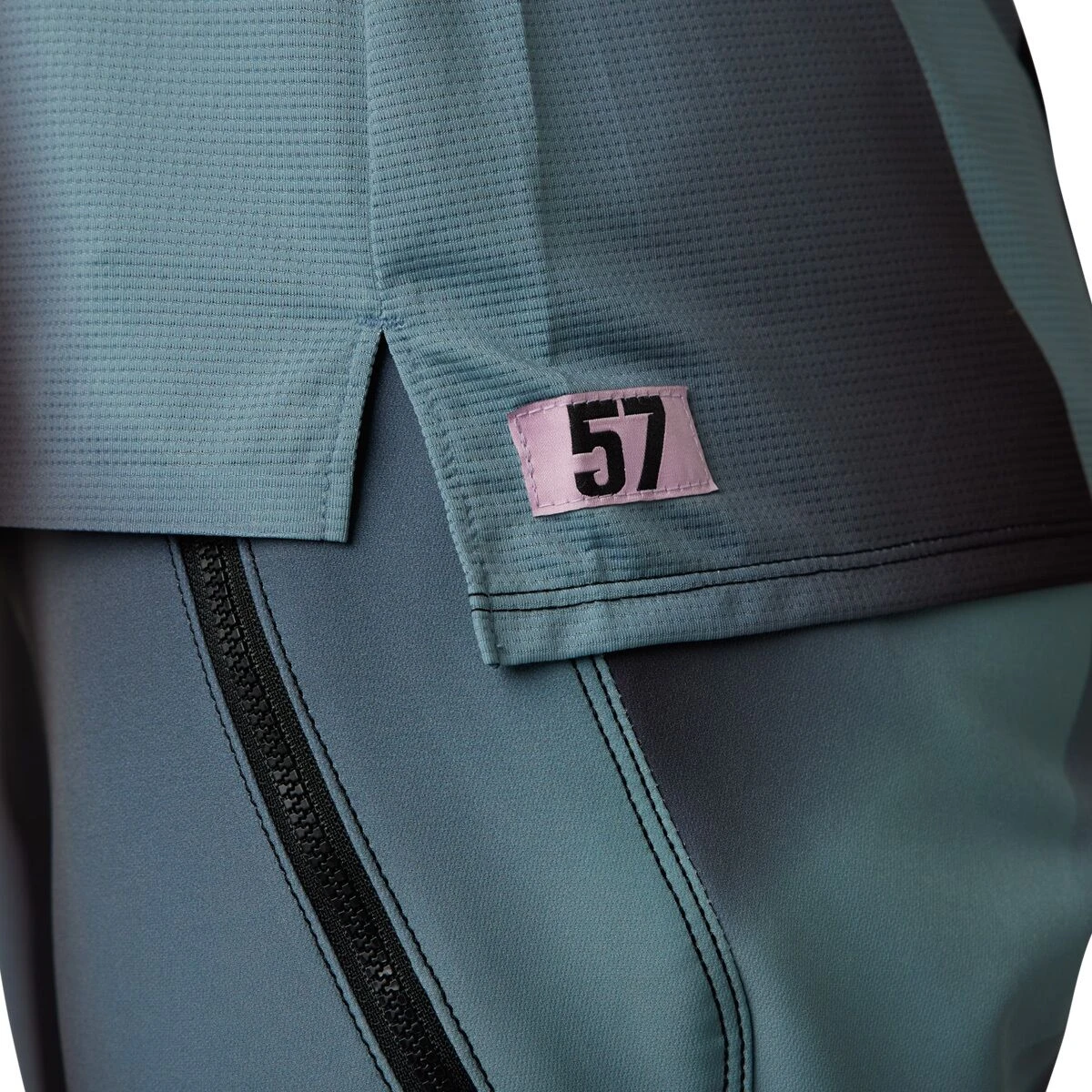 Fox Racing Flexair Long-Sleeve Jersey - Women's 3 Fox Racing Flexair Long-Sleeve Jersey - Women's - Image 3